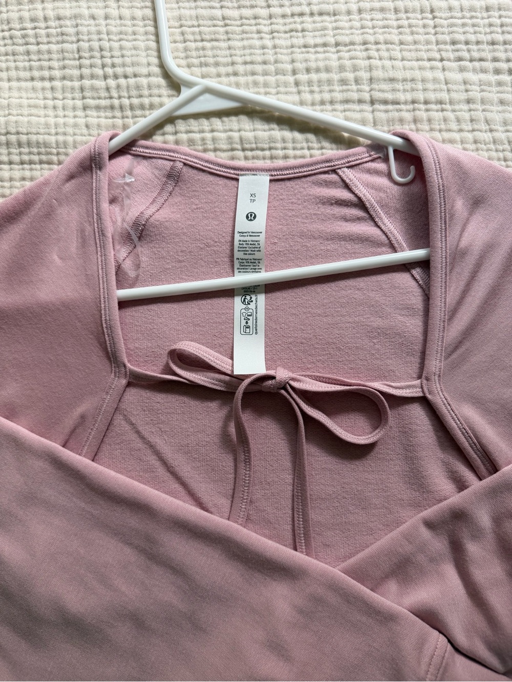 Lululemon BeCalm Shrug - Picture 2 of 4